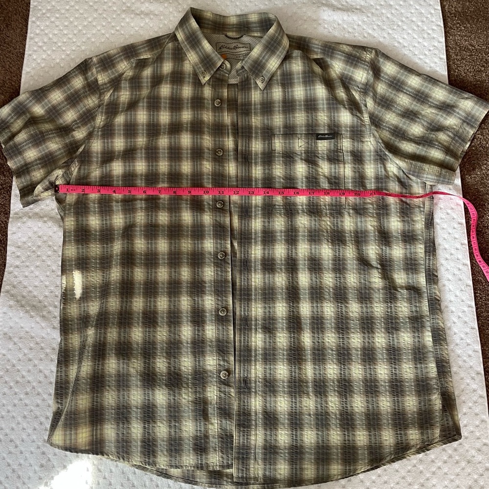 Eddie Bauer size large plaid short sleeve shirt